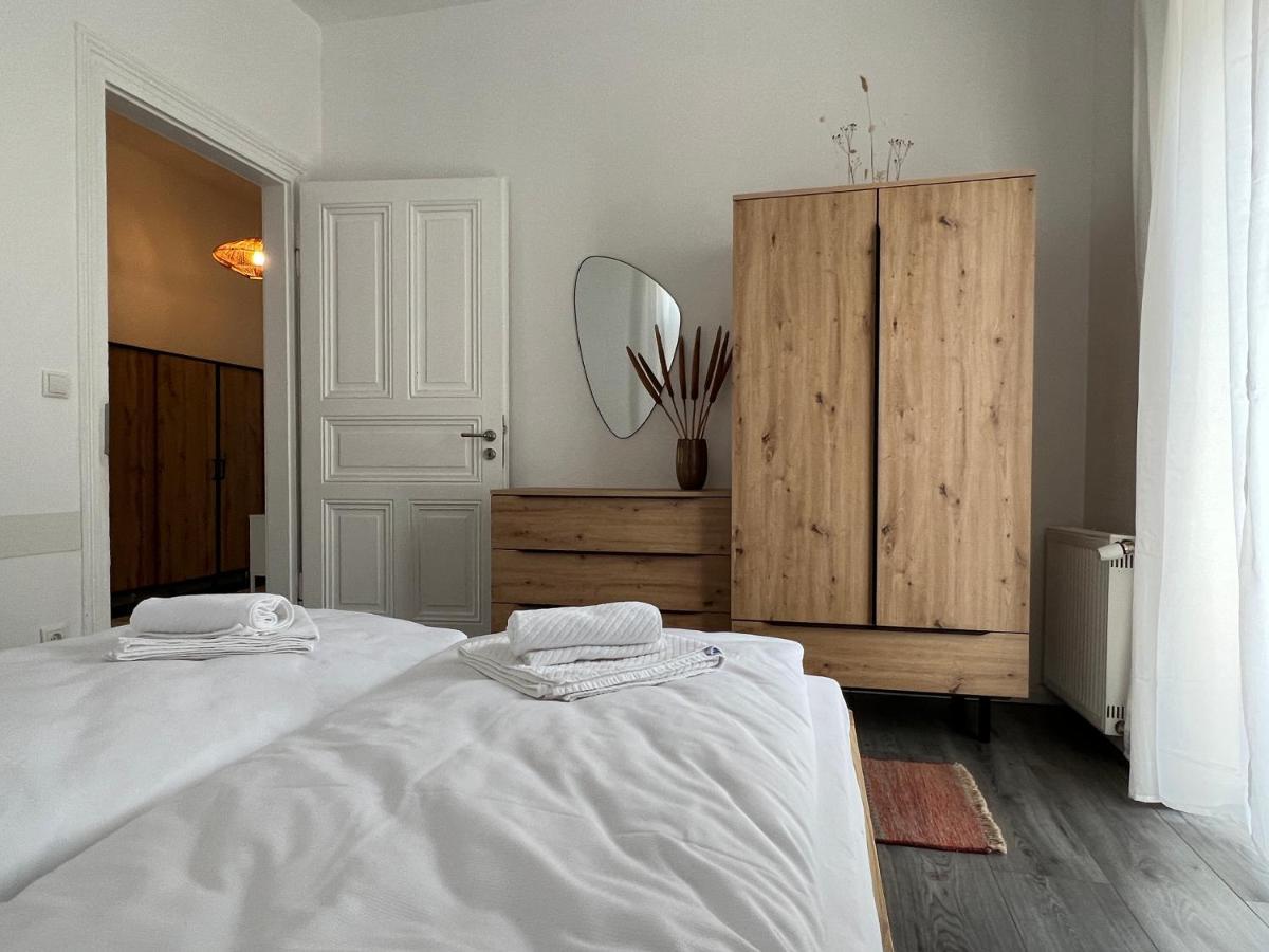 Apartamento Direct Moselle View 200M² 4 Sz 10Pers Terrace Sankt Aldegund Exterior foto