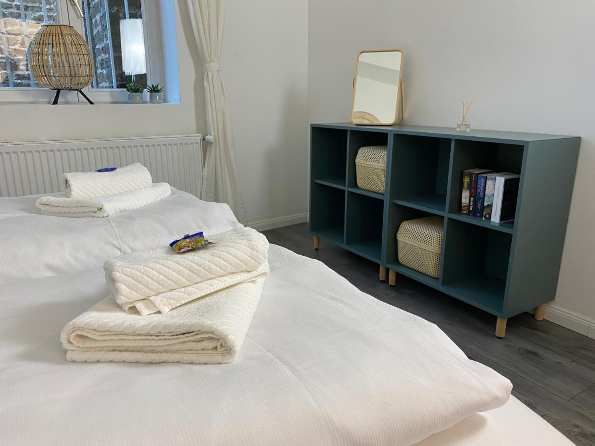 Apartamento Direct Moselle View 200M² 4 Sz 10Pers Terrace Sankt Aldegund Exterior foto