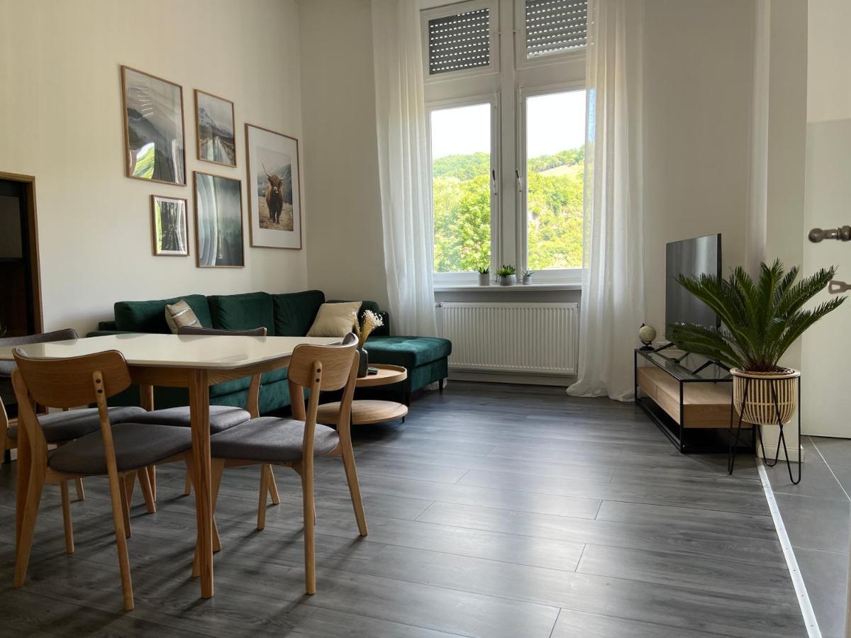 Apartamento Direct Moselle View 200M² 4 Sz 10Pers Terrace Sankt Aldegund Exterior foto